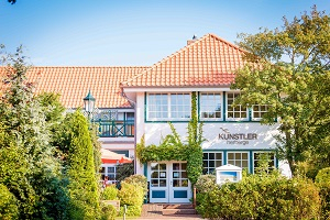 Außenansicht der Künstlerherberge